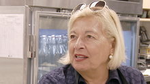 Watch Giuliana & Bill - Mama DePandi's Lasagna Online