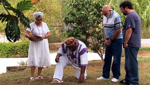 Watch Haunted Collector - Digging up a Coconut Online