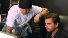 Watch Keeping Up with The Kardashians - Scott Considers A Piece for Their Place Online