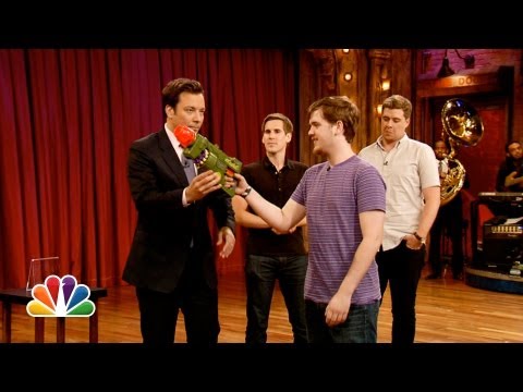 Watch Late Night with Jimmy Fallon - Darts of Insanity: Weiner Hole Online