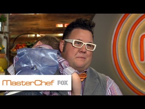 Watch MasterChef - SONday FUNday: Similarities & Differences | MASTERCHEF | FOX BROADCASTING Online