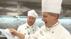 Watch Tori & Dean - Cooking Injury Online