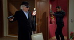 Watch Una Familia Con Suerte - Toms Y Napolen a Balazos Online