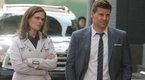 Watch Bones Season 7 Episode 10 - The Warrior in the Wuss Online
