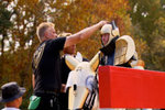 Watch Full Metal Jousting Season 1 Episode 7 - A Killing Machine Online