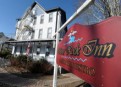 Watch Hotel Hell Season 1 Episode 5 - River Rock Inn Online