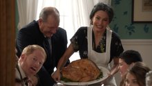 Watch Modern Family Season 3 Episode 23 - Tableau Vivant Online