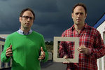 Watch United Stats of America Season 1 Episode 6 - Livin' Large Online