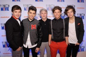 'Glee' Prom Preview: Watch the Boys Sing a One Direction Song
