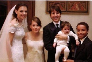 Tom Cruise, Katie Holmes Reach Divorce Settlement