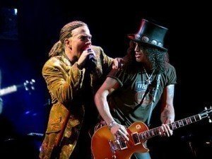 Guns N' Roses Fan Ejected From Concert Over Slash T-Shirt