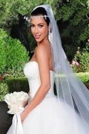 Kim's Fairytale Wedding: A Kardashian Event Season 1 Episode 4
